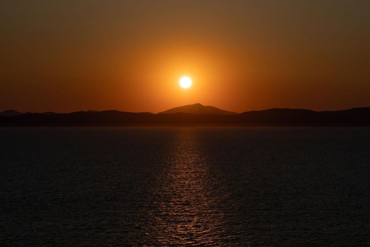 Villa Carpe Diem: Sea & Sunset View In Kea Island Ioulis Exterior foto